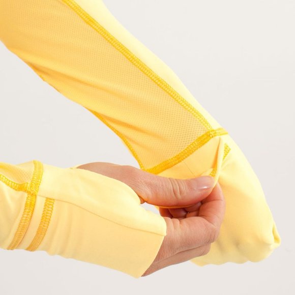 Lululemon Run: Reflective Pullover - Picture 3 of 9
